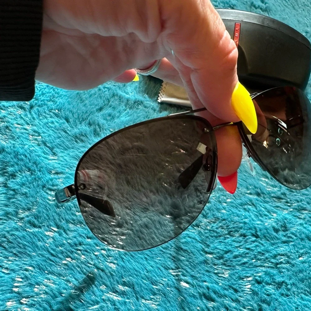 PRADA LINEA ROSSA - Picture 4 of 5